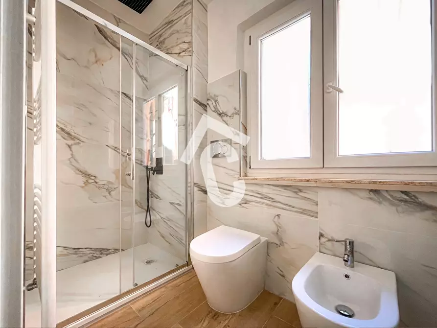 Immagine 9 di Trilocale in vendita  a Jesi