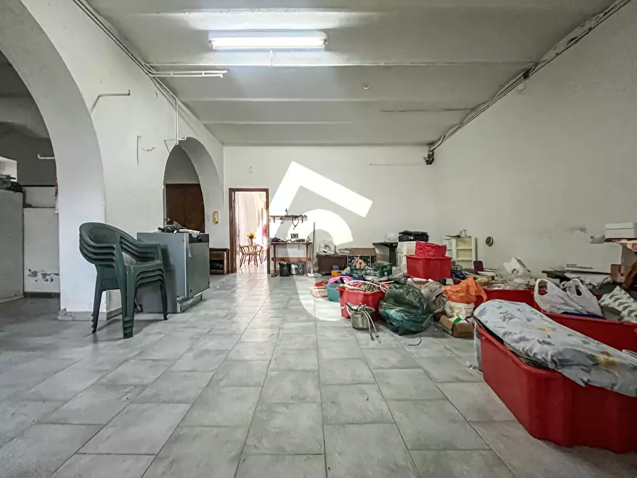 Immagine 22 di Rustico / casale in vendita  a Castelbellino