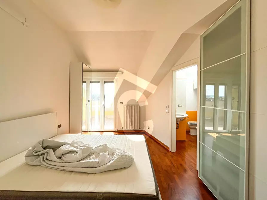 Immagine 17 di Trilocale in affitto  a Jesi