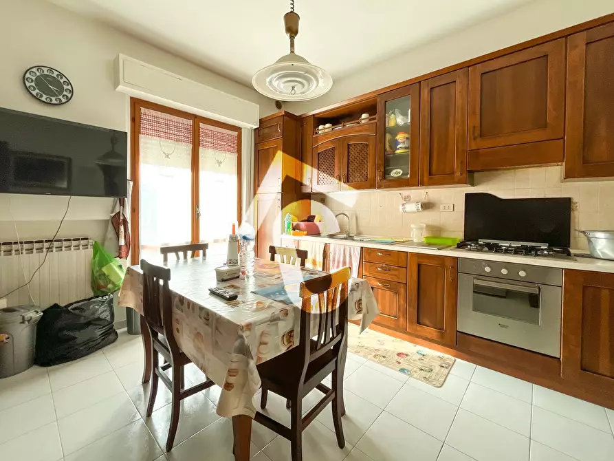 Immagine 6 di Appartamento in vendita  a Maiolati Spontini