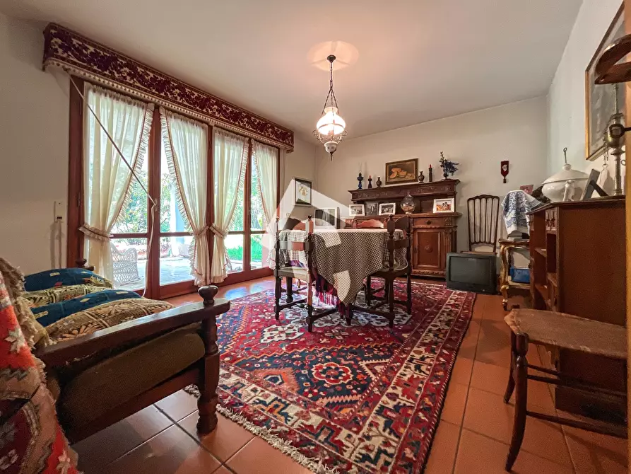 Immagine 41 di Villa in vendita  a Jesi