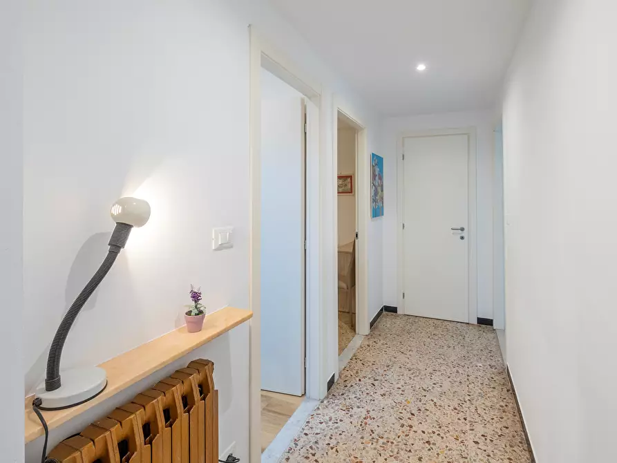 Immagine 26 di Pentalocale in affitto  in Via delle Azalee 3 a Finale Ligure