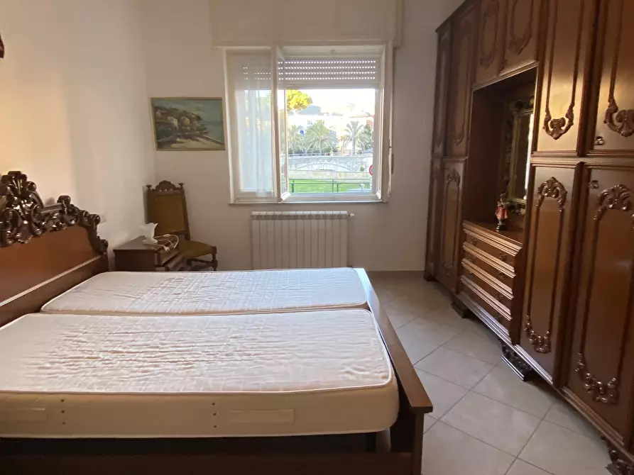 Immagine 10 di Trilocale in affitto  in Corso Europa 79 a Finale Ligure