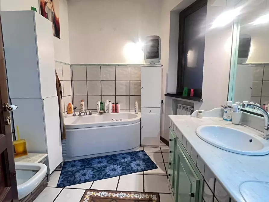 Immagine 12 di Appartamento in vendita  a Tremestieri Etneo