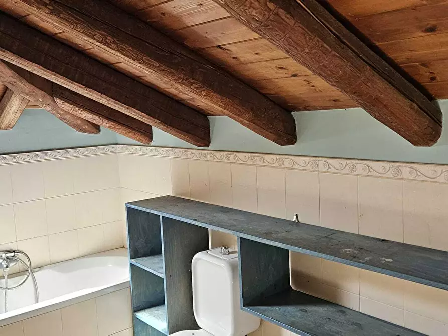 Immagine 12 di Mansarda in vendita  a Tremestieri Etneo