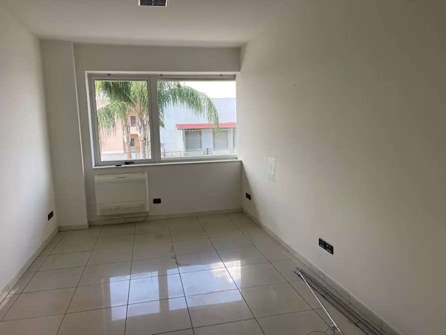 Immagine 14 di Capannone industriale in vendita  a Scordia