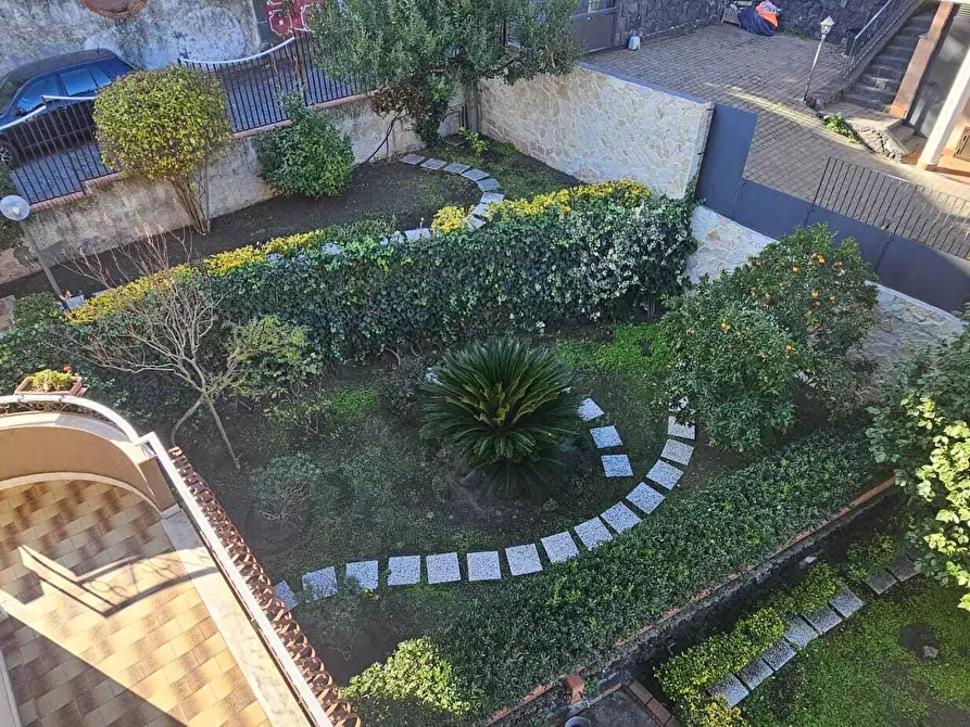 Immagine 12 di Villa in vendita  a Mascalucia