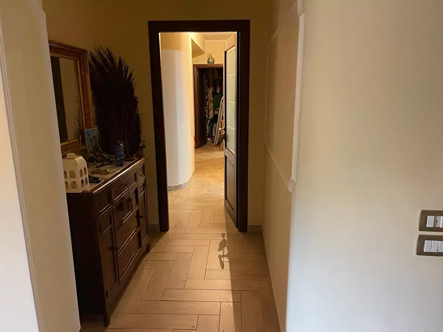 Immagine 15 di Appartamento in vendita  a Giarre