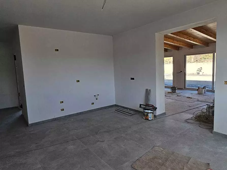 Immagine 11 di Villa in vendita  a Aci Bonaccorsi