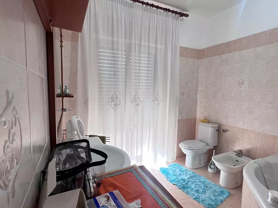 Immagine 14 di Appartamento in vendita  a Catania