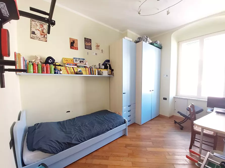 Immagine 18 di Quadrilocale in vendita  in Via Nino Bixio 4 a Genova