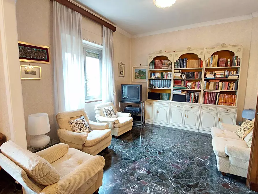 Immagine 4 di Quadrilocale in vendita  in Via Sturla 54 a Genova