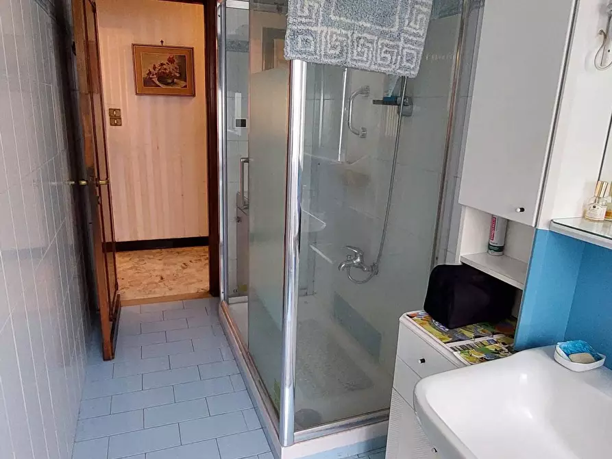 Immagine 12 di Quadrilocale in vendita  in Via Sturla 54 a Genova