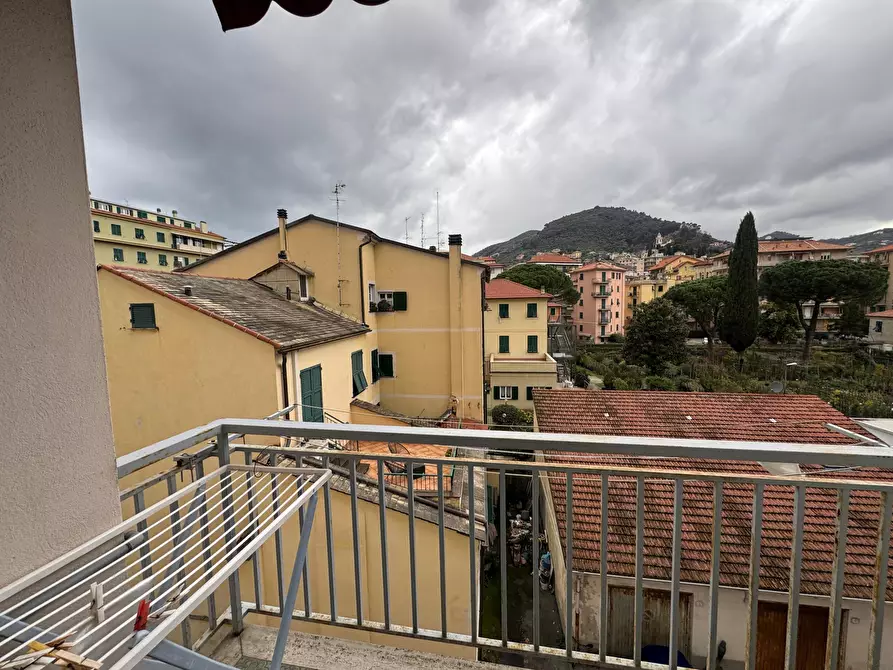 Immagine 16 di Bilocale in vendita  in Viale Enrico Millo a Chiavari