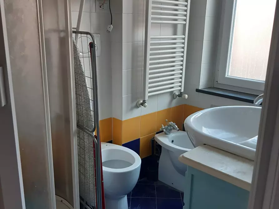 Immagine 11 di Bilocale in vendita  in Via Beata Chiara 9 a Genova