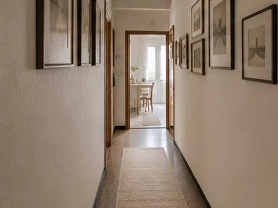 Immagine 7 di Bilocale in vendita  in Via Bartolomeo Carrea a Genova