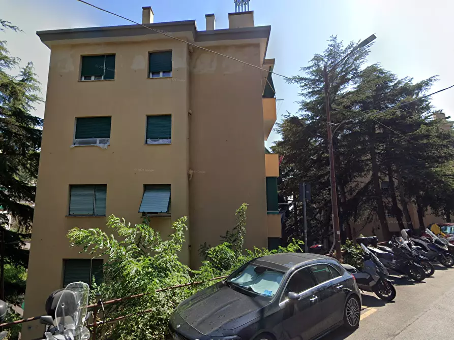 Immagine 1 di Quadrilocale in vendita  a Genova