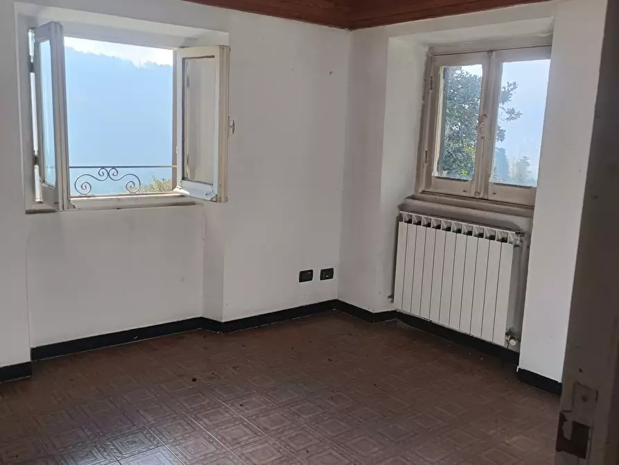 Immagine 33 di Appartamento in vendita  in Via Prato 21 a Savignone