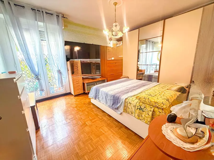 Immagine 6 di Appartamento in vendita  in Via Val Trebbia a Genova