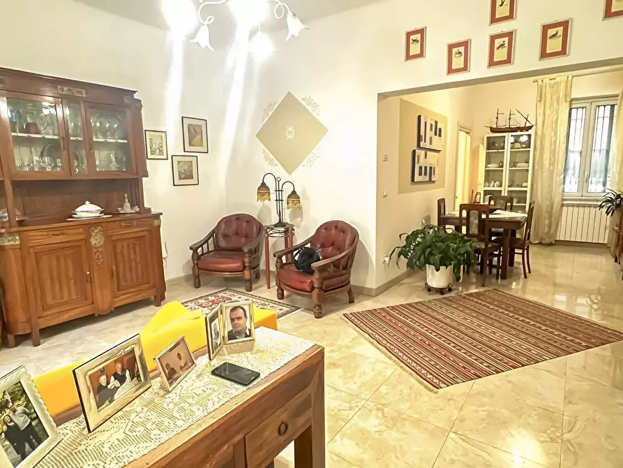 Immagine 8 di Appartamento in vendita  in Via Val D'Astico a Genova