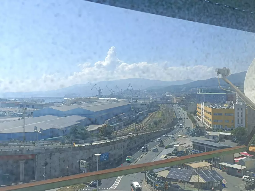 Immagine 3 di Appartamento in affitto  in Via dell'Acciaio 125 a Genova