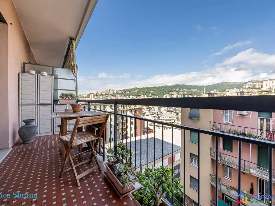 Immagine 5 di Trilocale in vendita  in Via Pietro Fessia 2121 a Genova