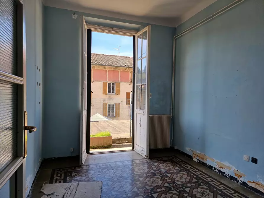 Immagine 11 di Appartamento in vendita  a Busalla