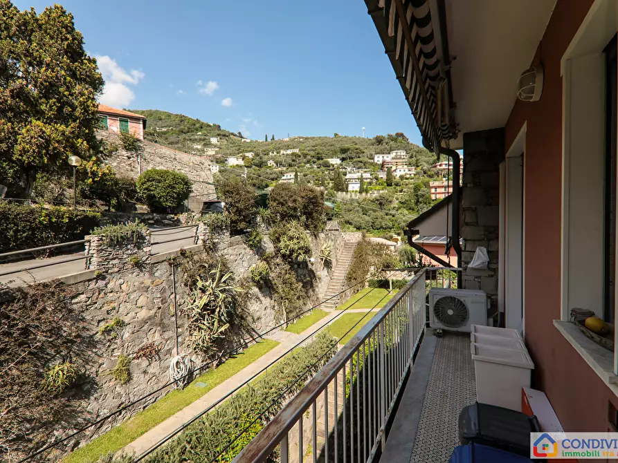 Immagine 46 di Appartamento in vendita  in Via Mulinetti 48 a Recco