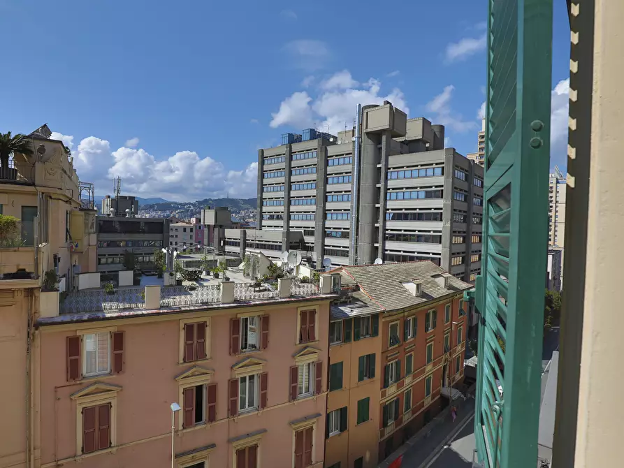 Immagine 37 di Ufficio in vendita  in Via Fieschi a Genova