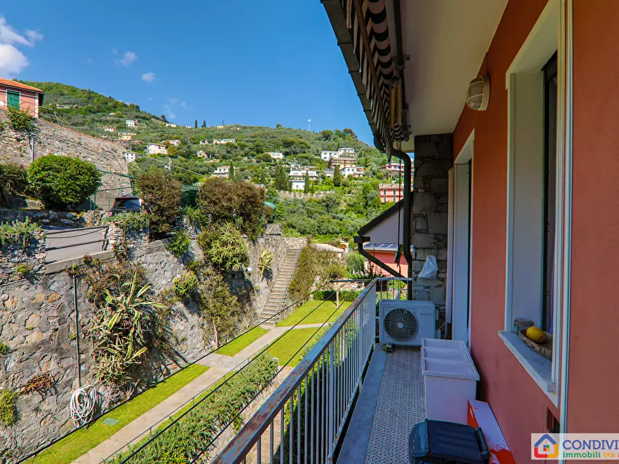 Immagine 24 di Appartamento in vendita  in Via Mulinetti 48 a Recco