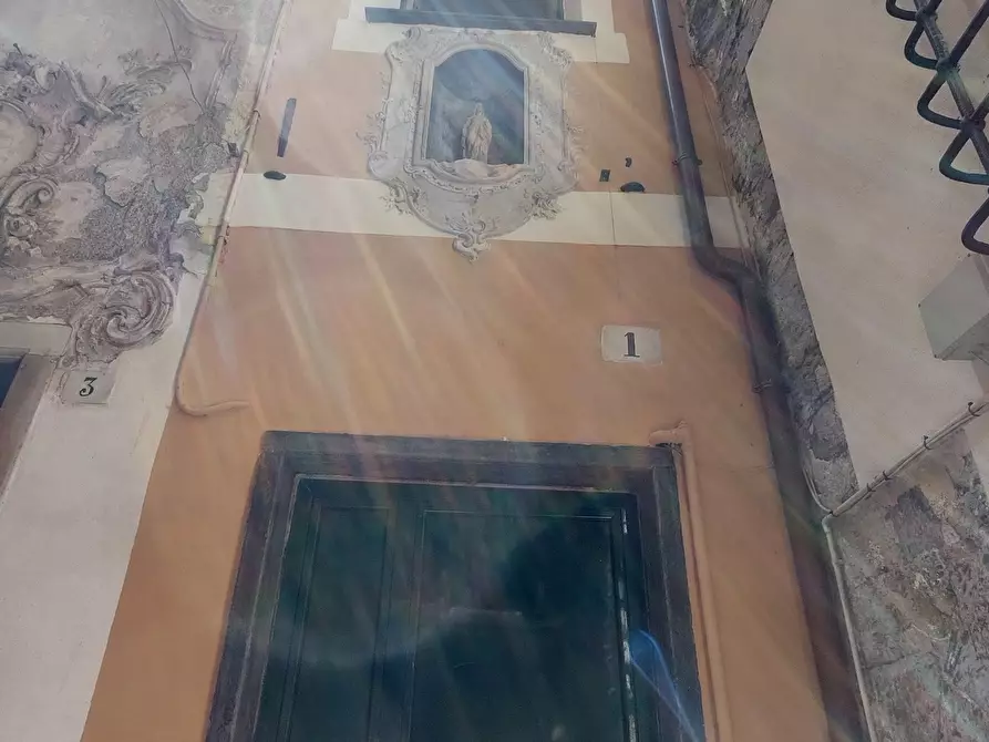 Immagine 28 di Bilocale in vendita  in Vico Squarciafico a Genova