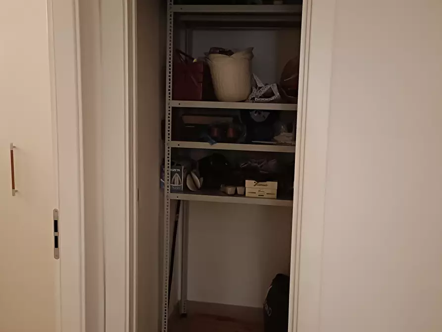 Immagine 49 di Pentalocale in vendita  in Via Paolo Antonio de Cavero 8 a Genova