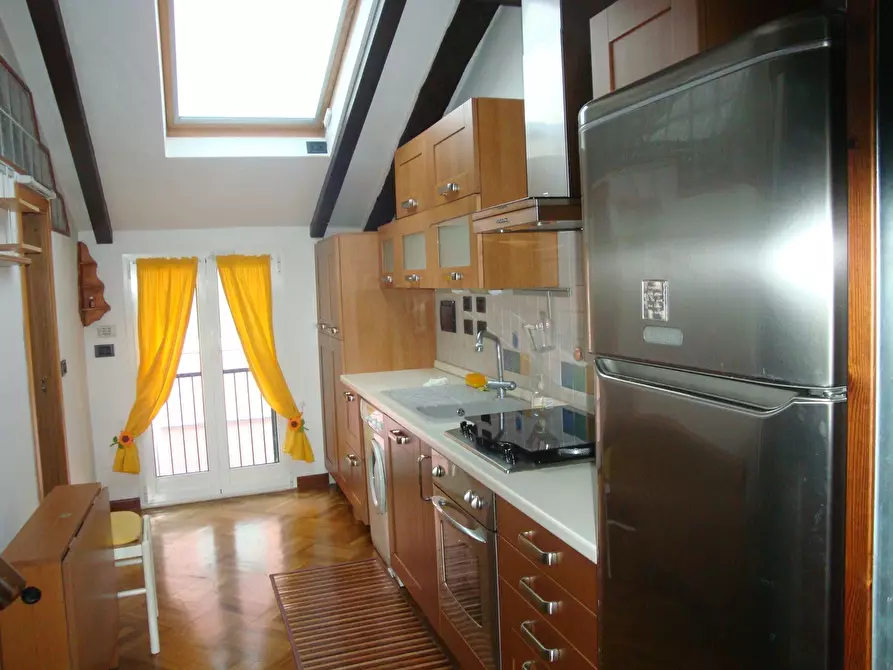 Immagine 2 di Appartamento in vendita  in Lungomare di Pegli 155 a Genova