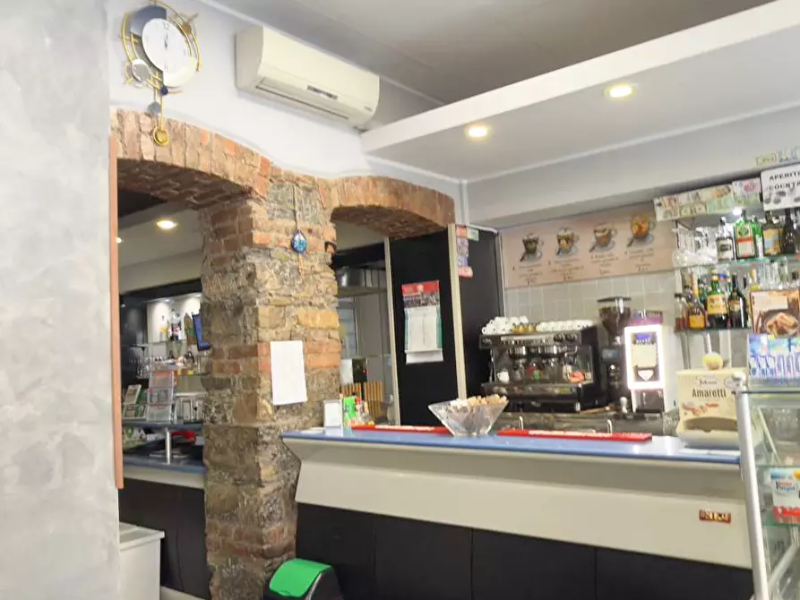 Immagine 3 di Bar / Ristorante in vendita  in Corso Sardegna 313 - 315 a Genova