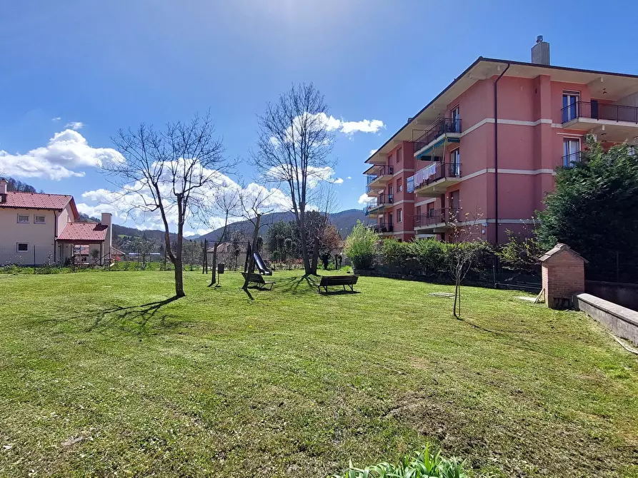 Immagine 55 di Trilocale in vendita  in Piazza Eugenio Marchese a Busalla