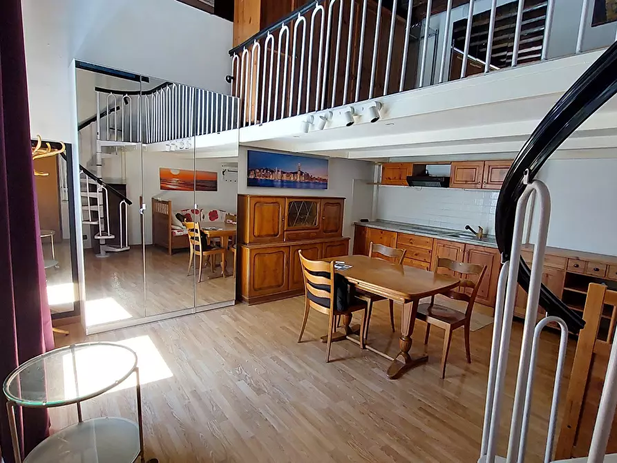 Immagine 5 di Bilocale in vendita  in Vico Squarciafico a Genova