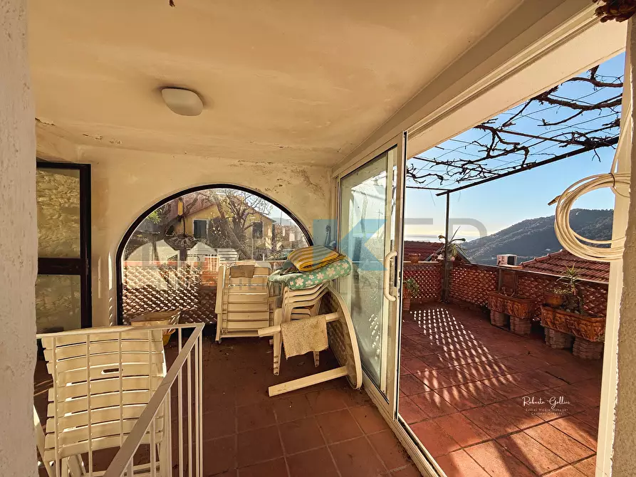 Immagine 44 di Terratetto in vendita  in Via Leon Pancaldo a Alassio