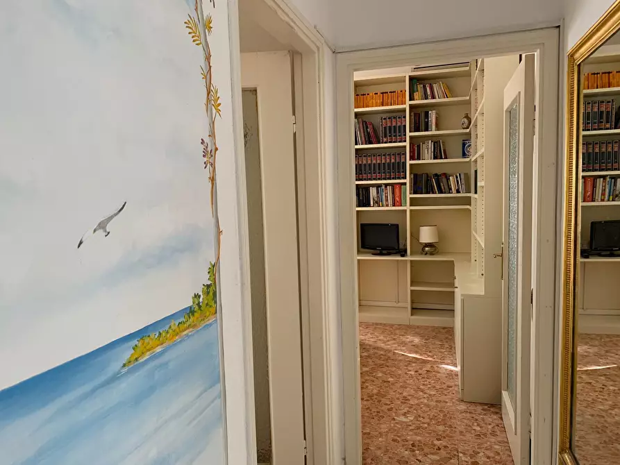 Immagine 7 di Quadrilocale in affitto  in Via Roma 48 a Alassio