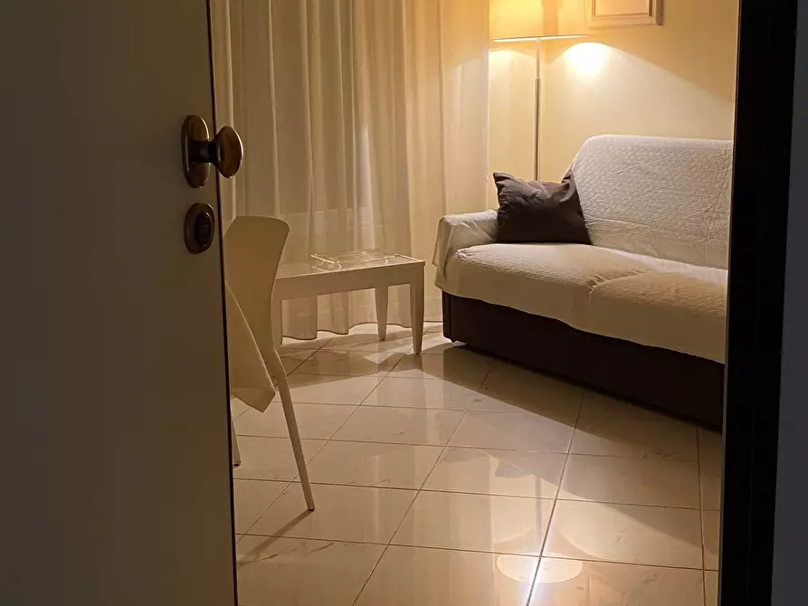 Immagine 18 di Bilocale in affitto  in Via Roma 48 a Alassio