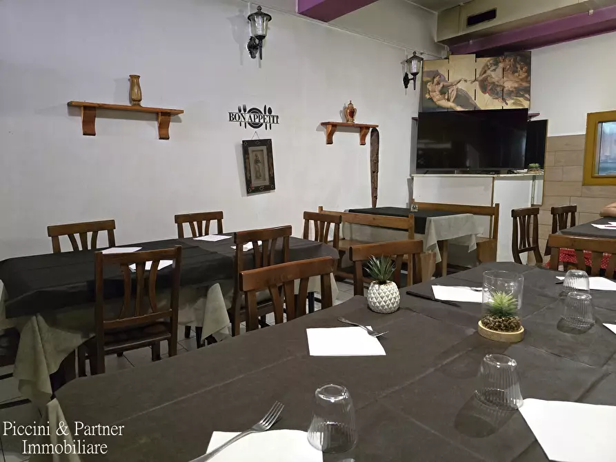 Immagine 7 di Bar / Ristorante in vendita  in Via Mastrodicasa a Perugia