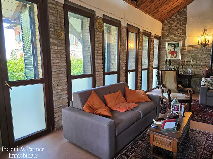 Immagine 26 di Villa in vendita  in Via IV Novembre 15 a Passignano Sul Trasimeno