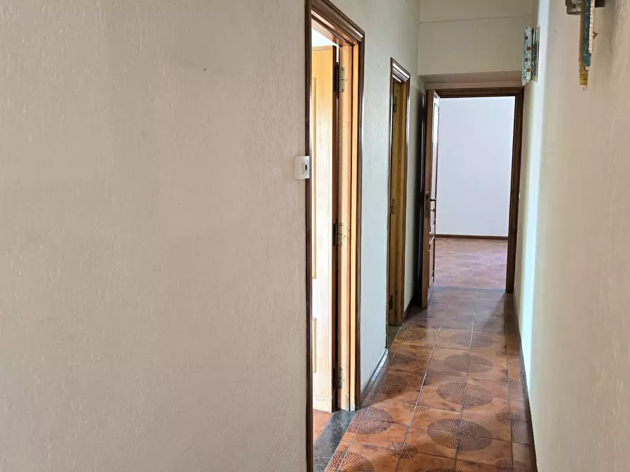 Immagine 49 di Pentalocale in vendita  in Via Imbriani 38 a Perugia