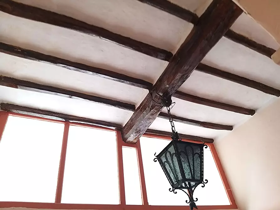 Immagine 5 di Quadrilocale in vendita  in Piazza Cesare Caporali 4 a Castiglione Del Lago