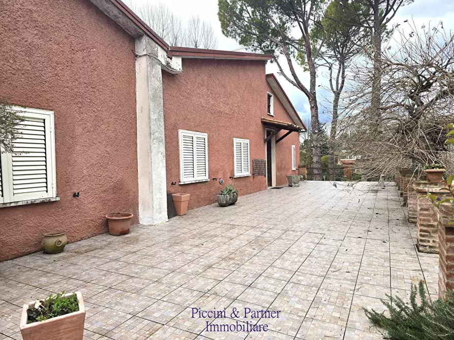 Immagine 3 di Albergo/B&B/Residence in vendita  in Via Chiesa Tonda a Trevi