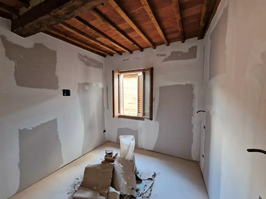 Immagine 23 di Trilocale in vendita  in Via Camillo Benso Conte di Cavour 73 a Torrita Di Siena