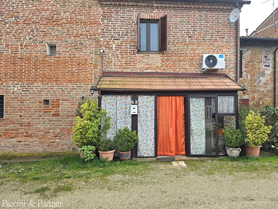 Immagine 3 di Porzione di casa in vendita  in Vocabolo I Cucchi 41 a Castiglione Del Lago