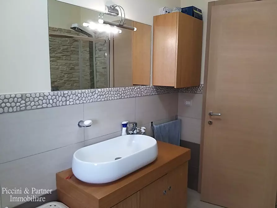 Immagine 25 di Villetta a schiera in vendita  in Via degli Artigiani a Castiglione Del Lago