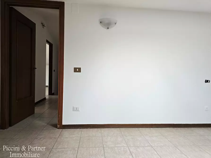 Immagine 44 di Quadrilocale in vendita  in Via dello Zucchero 24 a Perugia