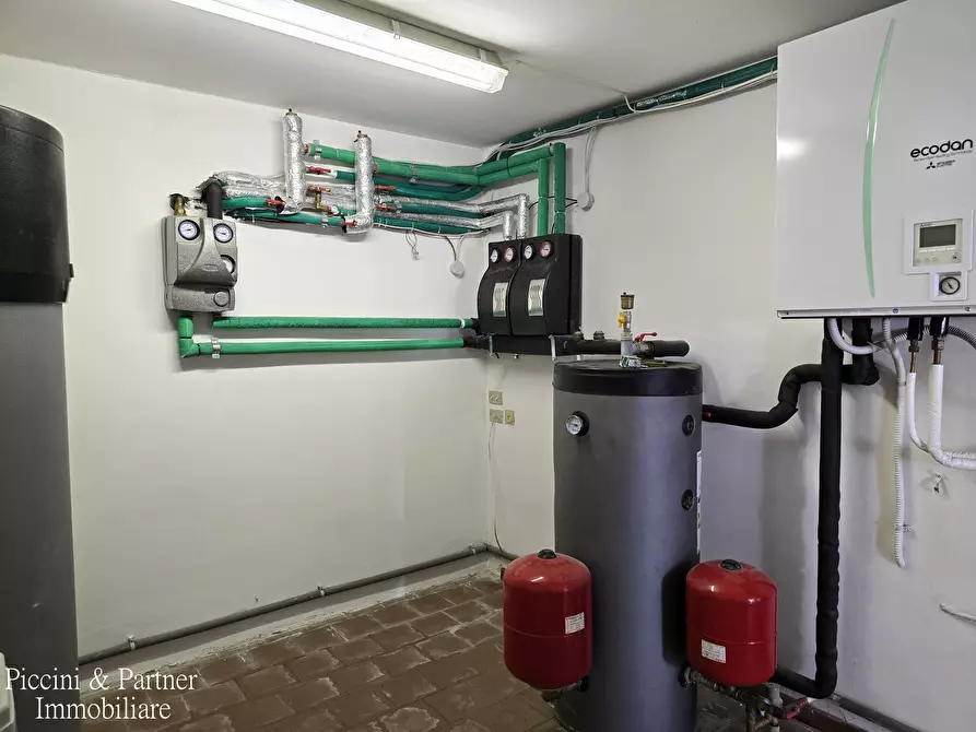 Immagine 72 di Villa in vendita  in Località Bertoni a Castiglione Del Lago