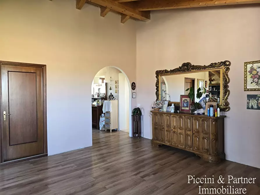 Immagine 24 di Rustico / casale in vendita  in Strada Settevalli 1157 a Perugia